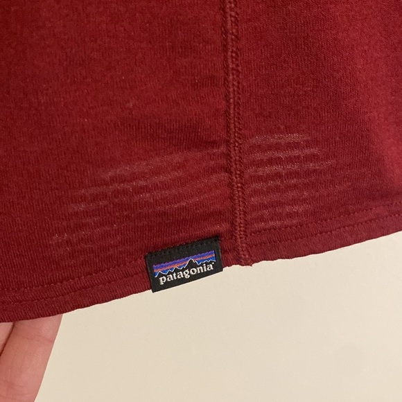 Patagonia Women's Capilene® Thermal Weight Crewneck Dark Red Sz XL - Picture 5 of 9